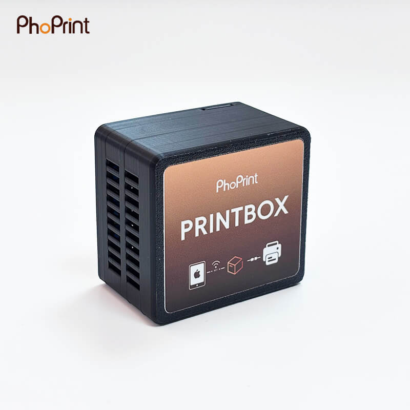 02 Wireless photo printing box for on-the-go photographers